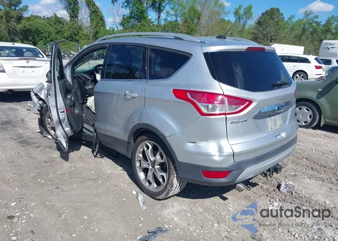 2015 Ford Escape Titanium из США, поврежденный, VIN 1FMCU0JX2FUC73838
